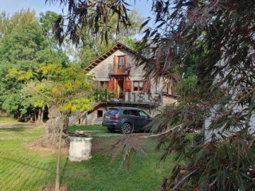 Country homes 3 Bedrooms in Quintanilla de Babia