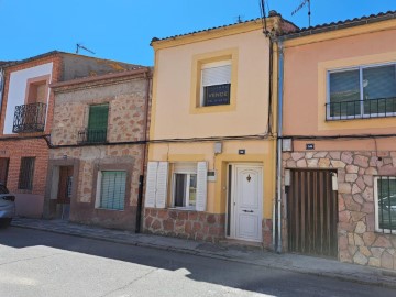 House 3 Bedrooms in Fuentepelayo