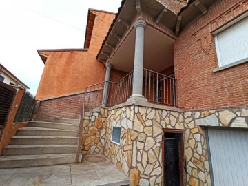 Casa o chalet 4 Habitaciones en Valcarrillo Campuzano