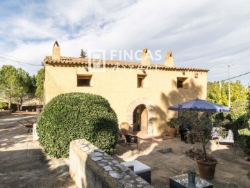 Country homes 5 Bedrooms in Sant Sadurní d'Anoia