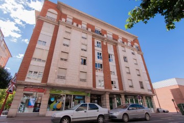 Piso 4 Habitaciones en Cardenal Cisneros