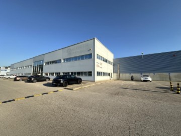Industrial building / warehouse in Congost