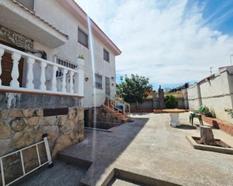 House 5 Bedrooms in Valdeporro