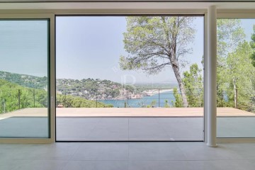 House 4 Bedrooms in Castelló d'Empúries