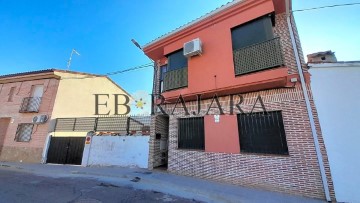 Apartment 3 Bedrooms in Alberche del Caudillo