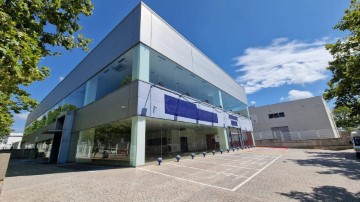 Industrial building / warehouse in Les Casernes - Sant Jordi