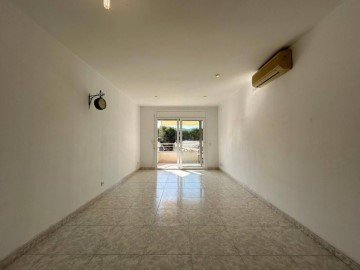 Apartment 3 Bedrooms in Sant Sadurní d'Anoia