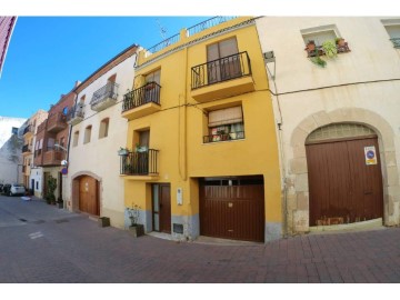 House 5 Bedrooms in Mont-Roig del Camp