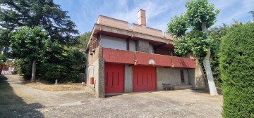 Maison 6 Chambres à La Cerdera