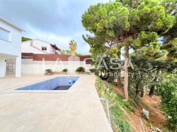 Casa o chalet 4 Habitaciones en Sant Iscle de Vallalta