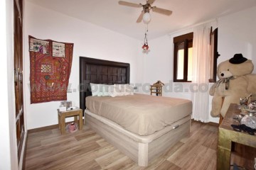 Apartment 3 Bedrooms in Zona Juzgados - La Feria