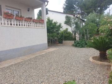 House 3 Bedrooms in Can Gordei