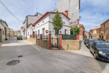 House 5 Bedrooms in Santpedor