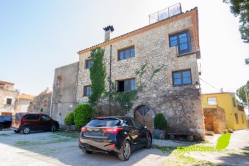 House 3 Bedrooms in Navata