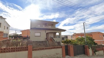 Casa o chalet 4 Habitaciones en El Carrer de Dalt-Pineda (La)-Pla de l'Alzina