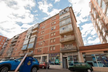 Piso 4 Habitaciones en Cardenal Cisneros