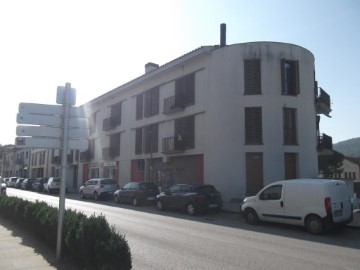 Garage à Besalú