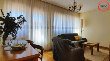 Apartamento 4 Quartos em Rochapea