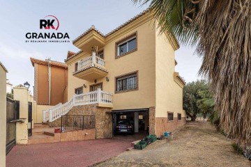 Casa o chalet 4 Habitaciones en Cájar