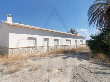 Country homes 5 Bedrooms in Los Llanos