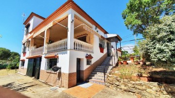 Casa o chalet 4 Habitaciones en Arroyo