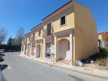 Piso 3 Habitaciones en Estación Ferrocarril