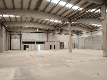 Industrial building / warehouse in San Isidro de Benageber