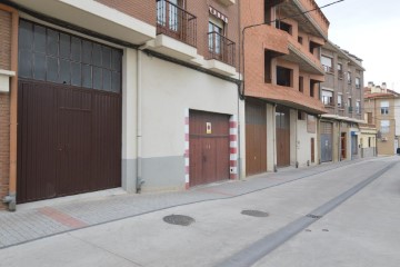 Garage à San Adrián
