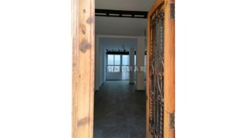 House 3 Bedrooms in T. Blanques