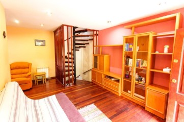 House 3 Bedrooms in Solares