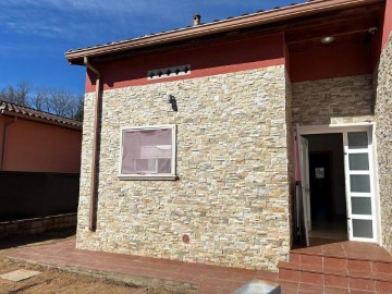 Maison 3 Chambres à Santa Coloma Residencial