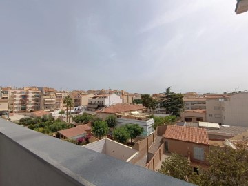 Dúplex 4 Habitaciones en Zona Esportiva - Sant Pere