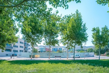 Edificio en Las Colinas