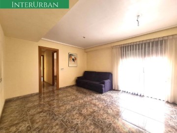 Apartment 3 Bedrooms in Parque de la Bombilla-Pla de Rascanya