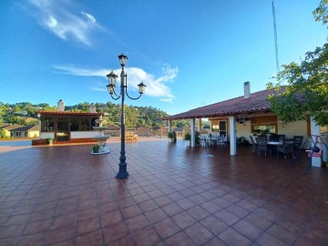 Casa o chalet 4 Habitaciones en Valdelaguila-El Robledal