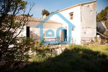 House 4 Bedrooms in Requena