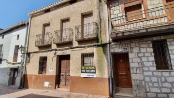 House 5 Bedrooms in Encinar de la Parra