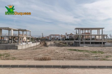 Terrenos en Residencial Triana - Barrio Alto