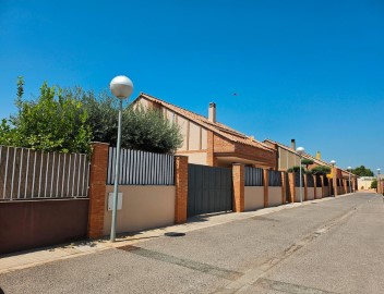 Casa o chalet 4 Habitaciones en Madrigal