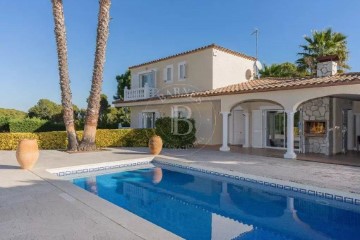 House 3 Bedrooms in Castelló d'Empúries