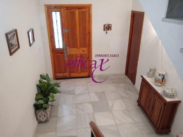 House 2 Bedrooms in Torrijos