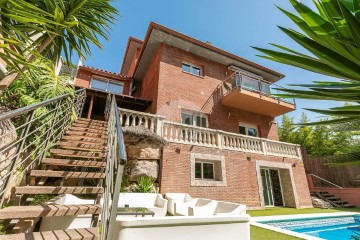 House 5 Bedrooms in Mas Coll