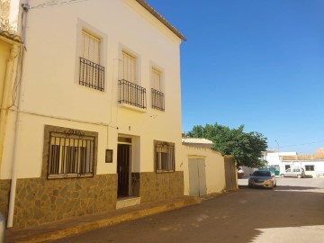 House 5 Bedrooms in Campo Arcís