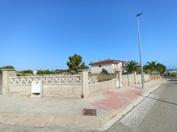 Land in El Castell de Cubelles