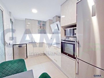 Apartment 4 Bedrooms in Carcaixent