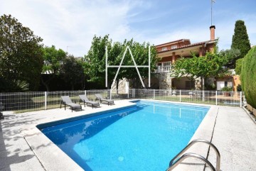 House 8 Bedrooms in Residencial-Cami d'Alella