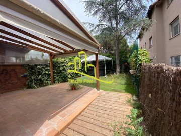 House 3 Bedrooms in Cardedeu