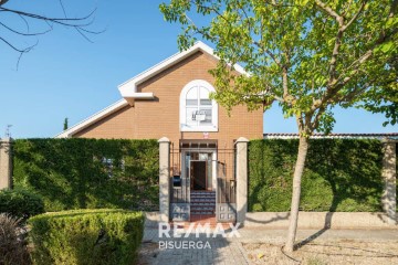 House 5 Bedrooms in Las Bodegas