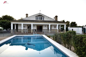 Casa o chalet 5 Habitaciones en Ctra Sanlúcar-Zona Cuatro Pinos