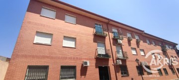 Apartamento 3 Quartos em Lominchar